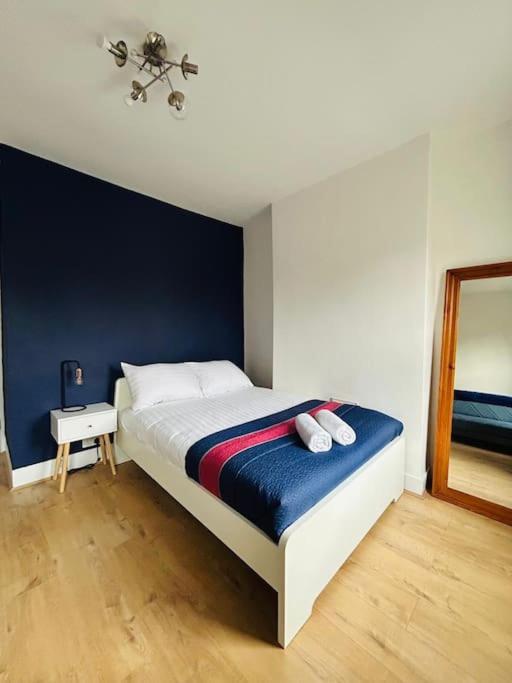 Appartement Elegant House In Stratford à Londres Extérieur photo
