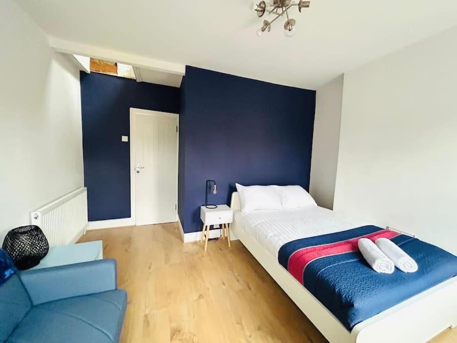 Appartement Elegant House In Stratford à Londres Extérieur photo