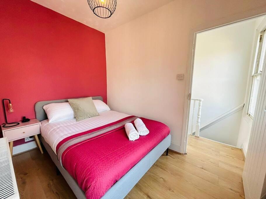Appartement Elegant House In Stratford à Londres Extérieur photo